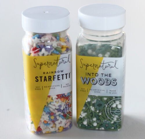 Naturally colored sprinkles